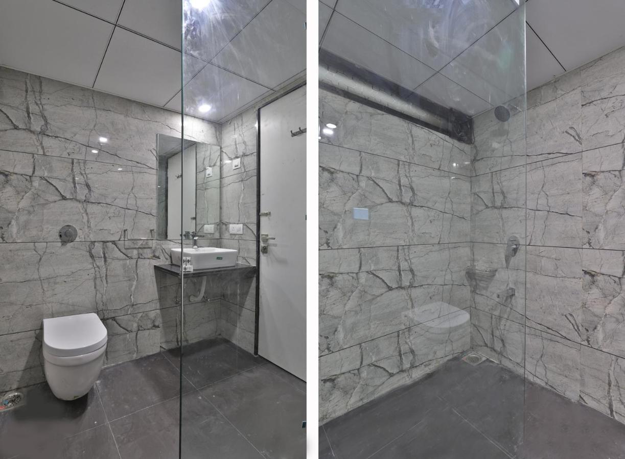 Hotel Privya Rooms And Banquet 苏拉特 外观 照片
